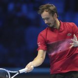 Daniil Medvedev a tenu son rang face à Alex de Minaur. KEYSTONE/AP/Antonio Calanni